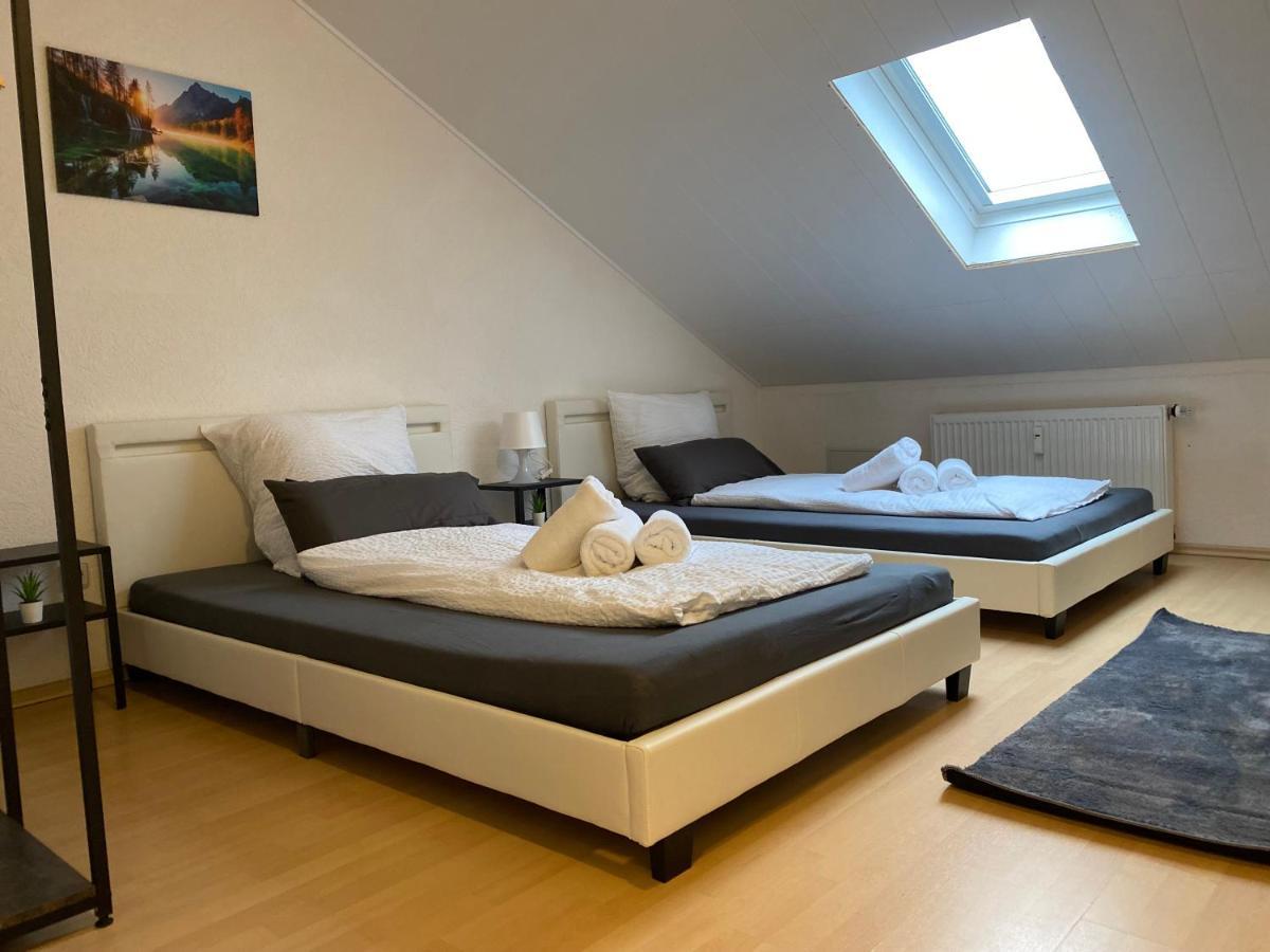Deluxe Business Suite Mit Netflix Premium & Parkplatz, Zentral Zu Audi & Schwarz Gruppe With 2 Bedrooms Бад-Фридрихсхалль Экстерьер фото