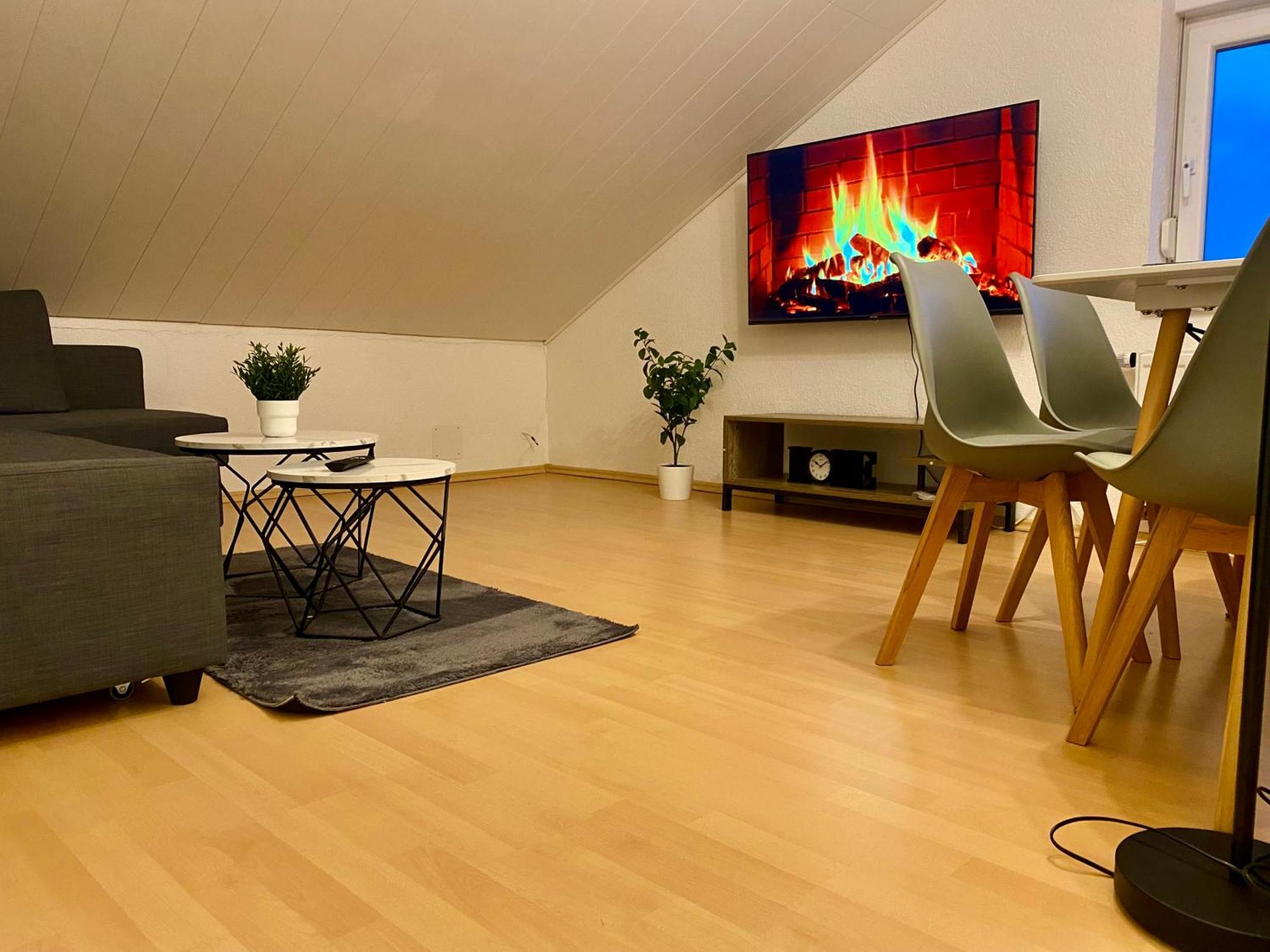 Deluxe Business Suite Mit Netflix Premium & Parkplatz, Zentral Zu Audi & Schwarz Gruppe With 2 Bedrooms Бад-Фридрихсхалль Экстерьер фото